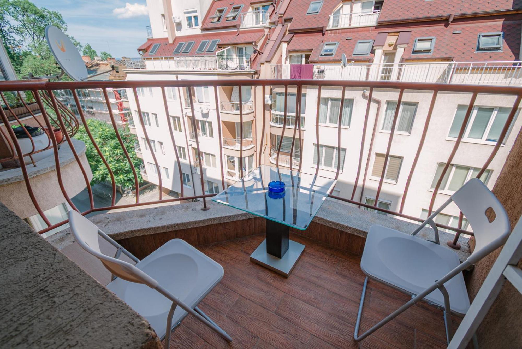 Top Center Spacious Apartment With Ac And Free Underground Parking Sofia Eksteriør billede